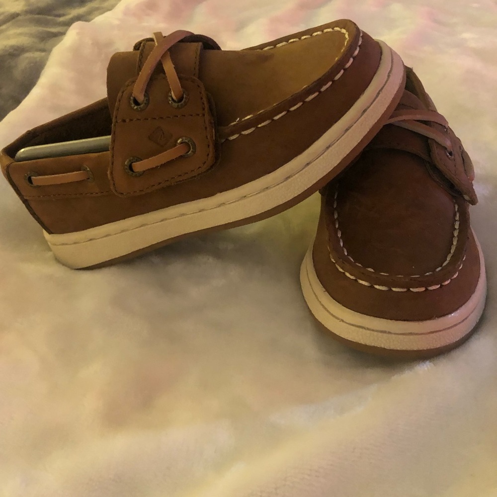 Sperry boy boat shoes